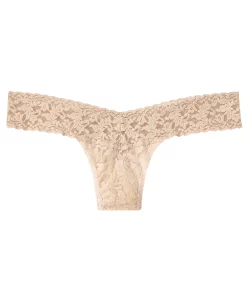 HANKY PANKY Signature Lace Women's 4911 Low Rise Thong 16 HANKY PANKY Signature Lace Women's 4911 Low Rise Thong -VINCE CAMUTO Shop 2789369 fpx