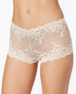 Wacoal Embrace Lace Embroidered Boyshort Underwear Lingerie